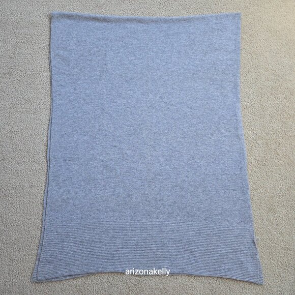 Kinross Cashmere Grey Knit Scarf with Ribbing Detail on Ends - Picture 13 of 14
